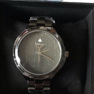 Gucci black on black watch